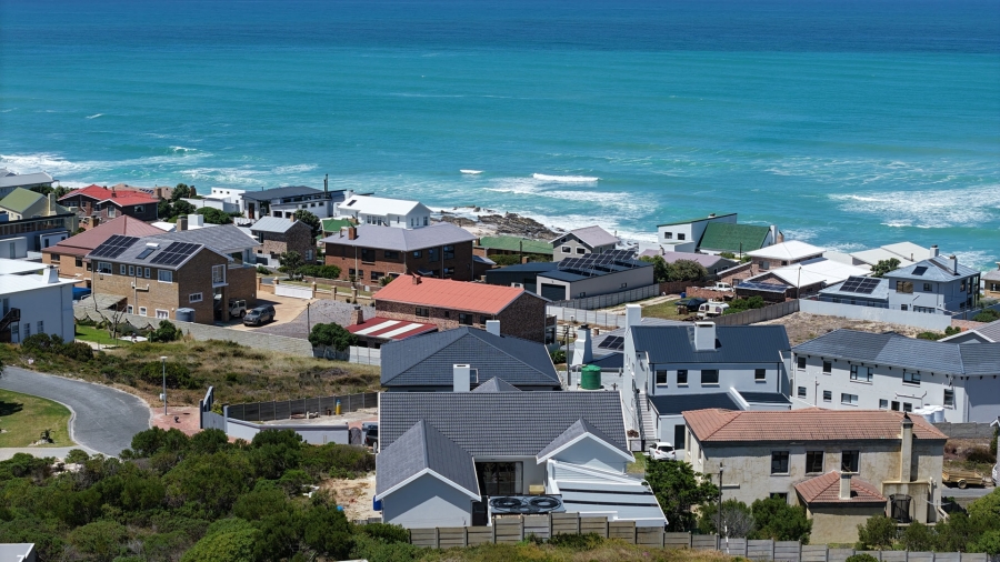 4 Bedroom Property for Sale in Struisbaai Western Cape